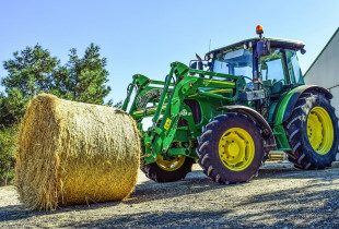 Image of farm tractor on finance